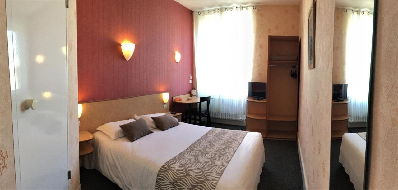 Nouvel Hotel Лон-ле-Соньє Екстер'єр фото